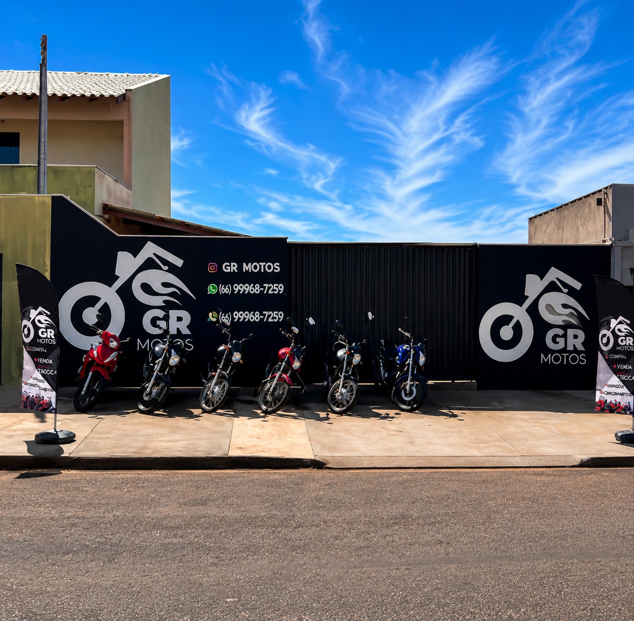 Arte promocional da GR Motos com serviços oferecidos